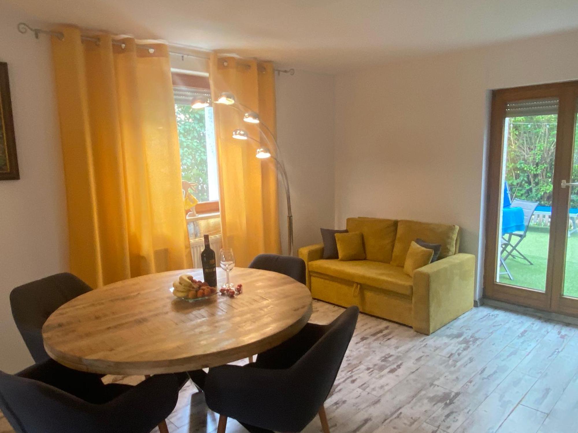 Zirndorf Sweet Home Exterior foto